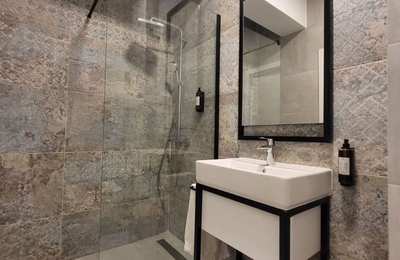 Rent of a cozy furnished 2-room apartment, 57 m², Constanța, Romania